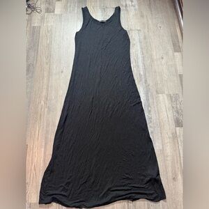 Black Sheath Maxi Dress with Halter Neckline casual sleeveless